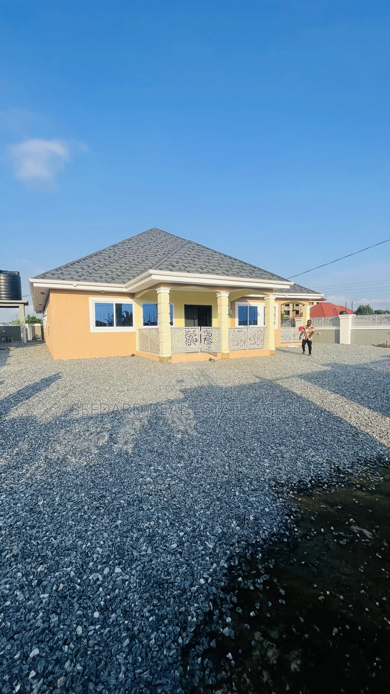 4bdrm House in Sefdard Properties, Amasaman for rent