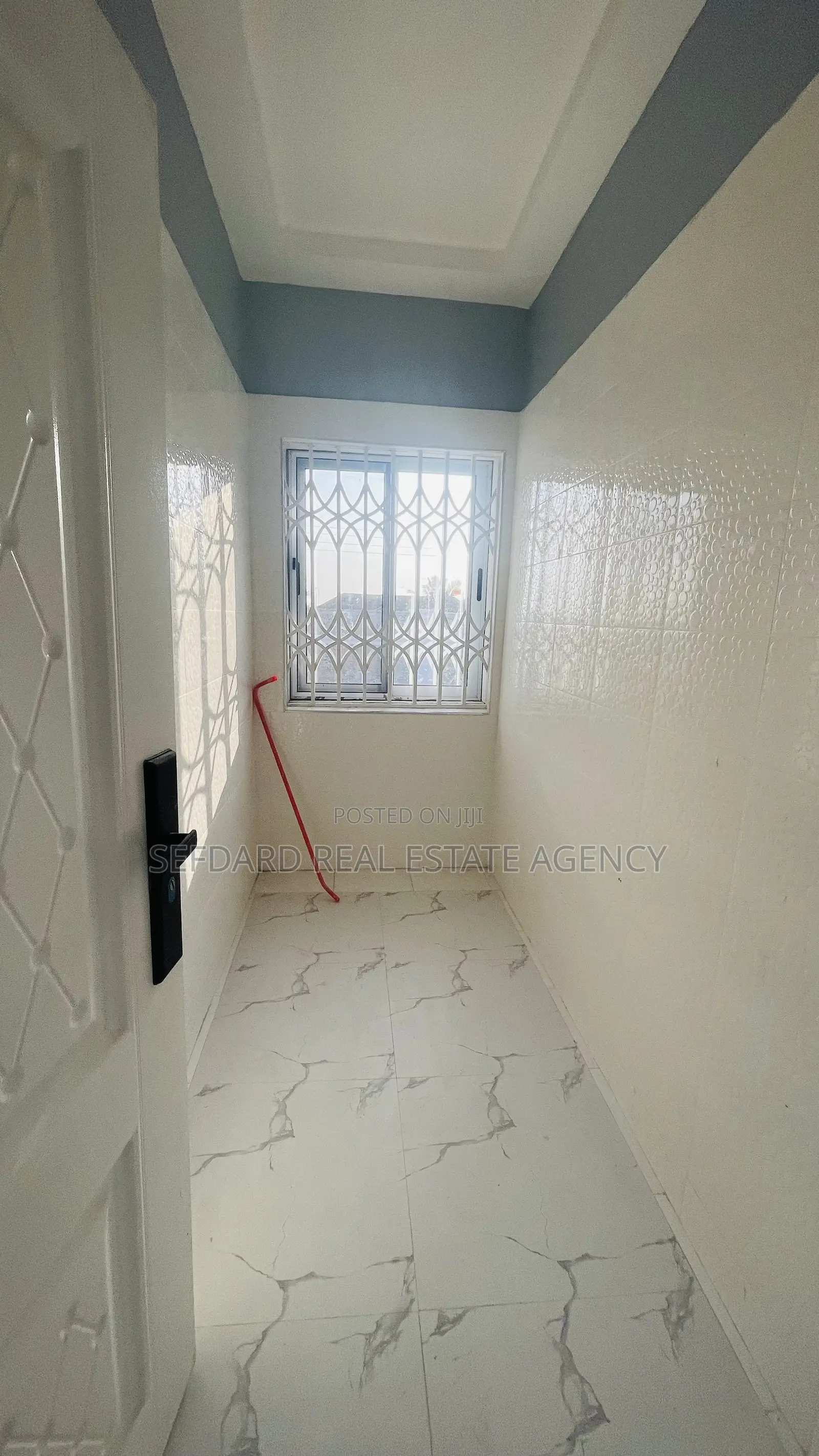 4bdrm House in Sefdard Properties, Amasaman for rent