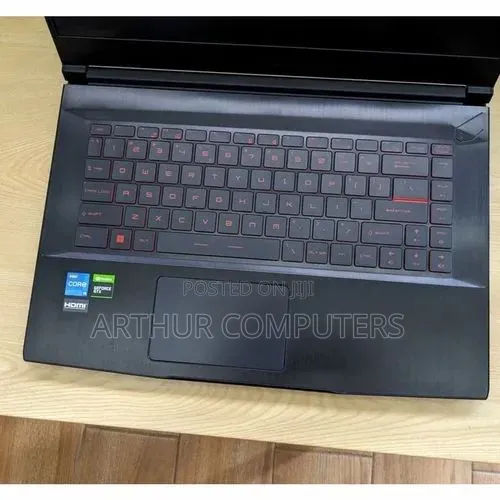 Laptop MSI GF63 16GB Intel Core i5 HDD+SSD 1.5T
