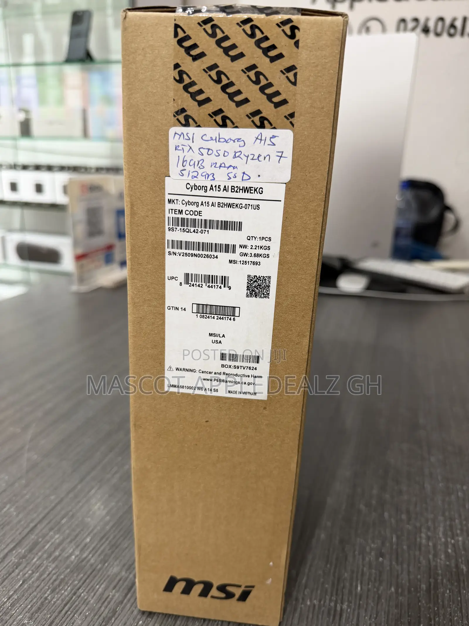New Laptop MSI Cyborg 15 16GB AMD Ryzen 7 SSD 512GB