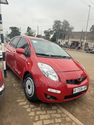 Toyota Yaris 2010 Red