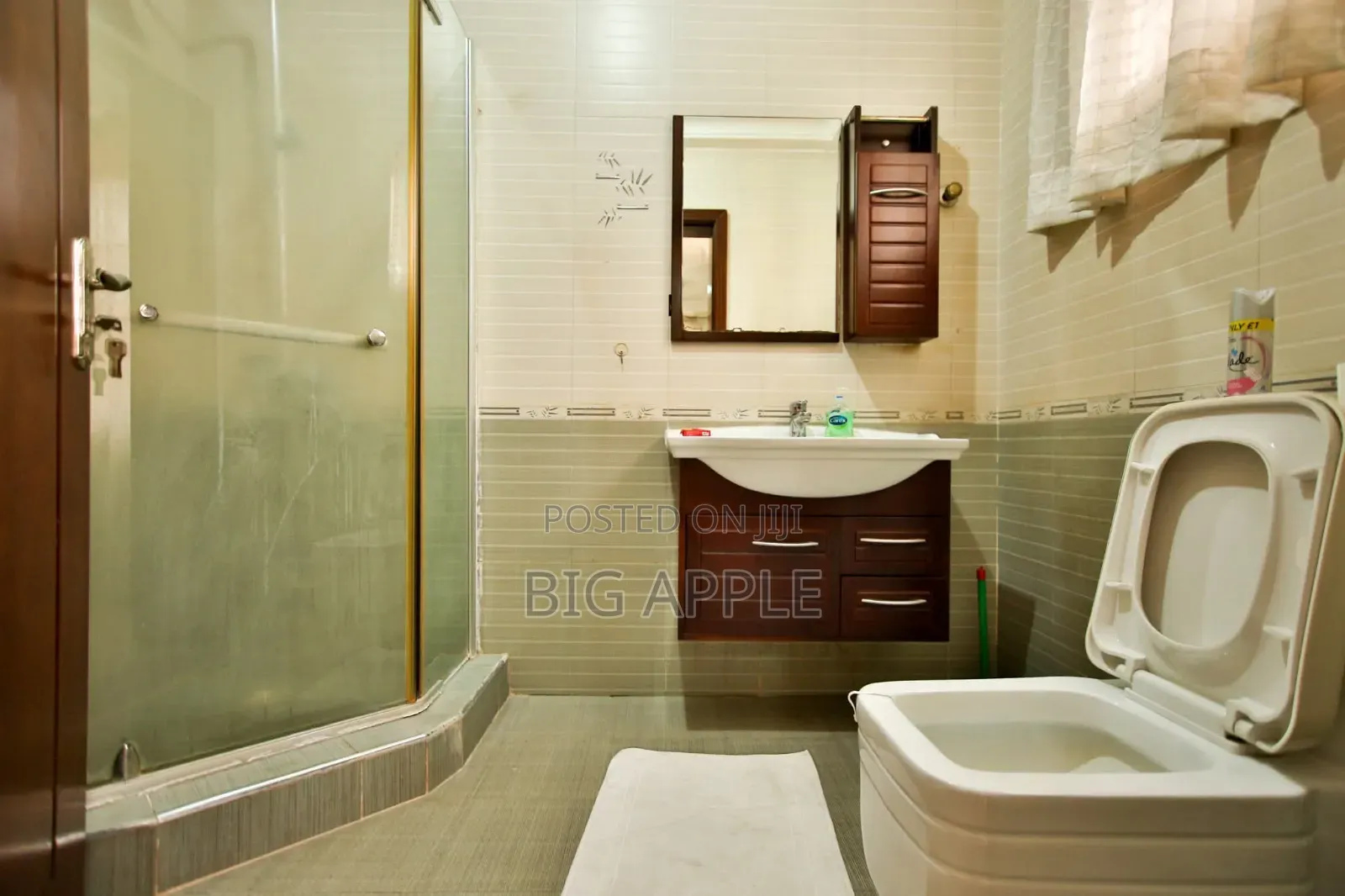 3bdrm Apartment in North Legon for rent