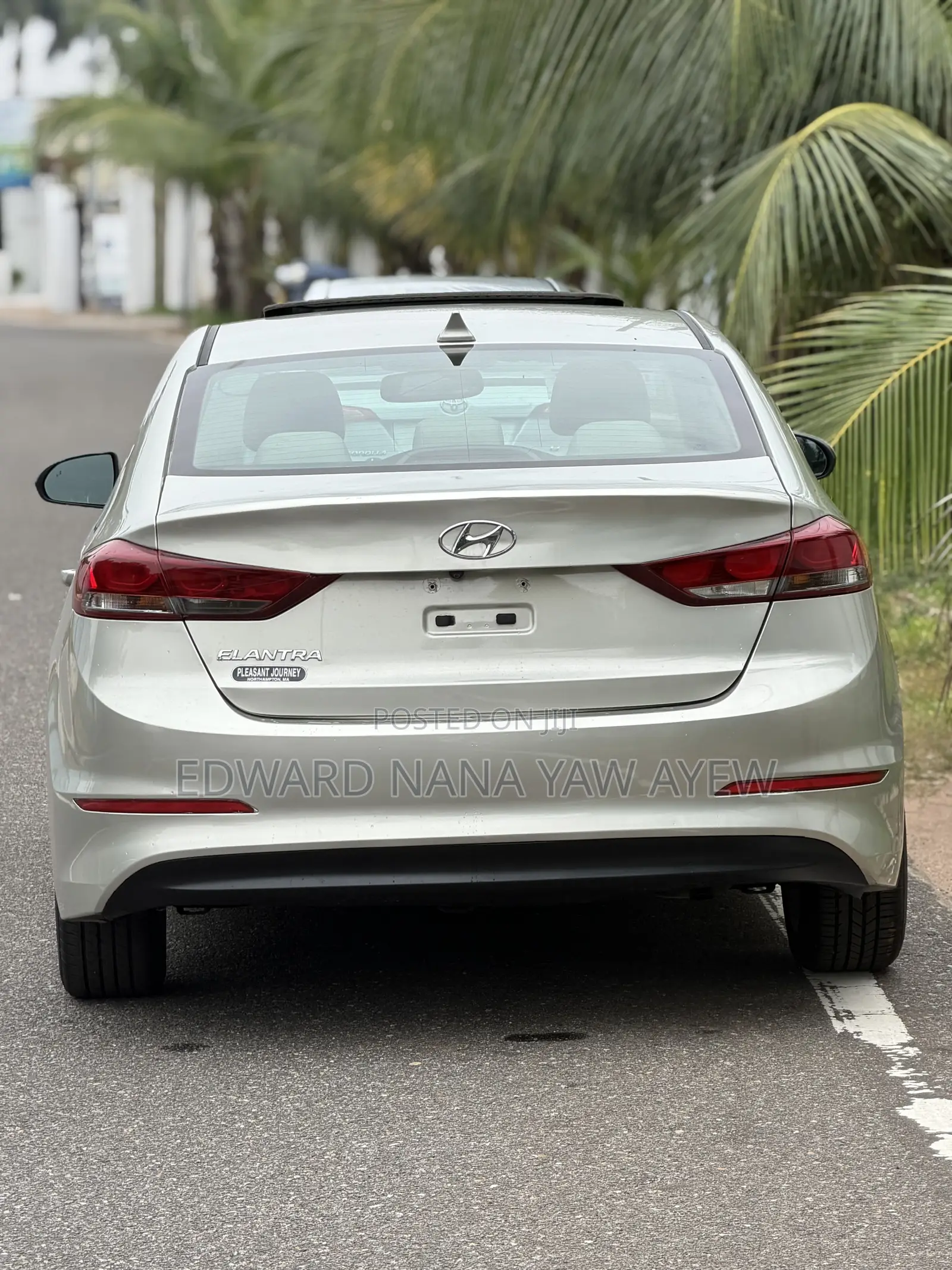 Hyundai Elantra Limited 2018 Gold