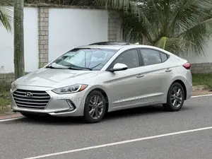 Hyundai Elantra Limited 2018 Gold