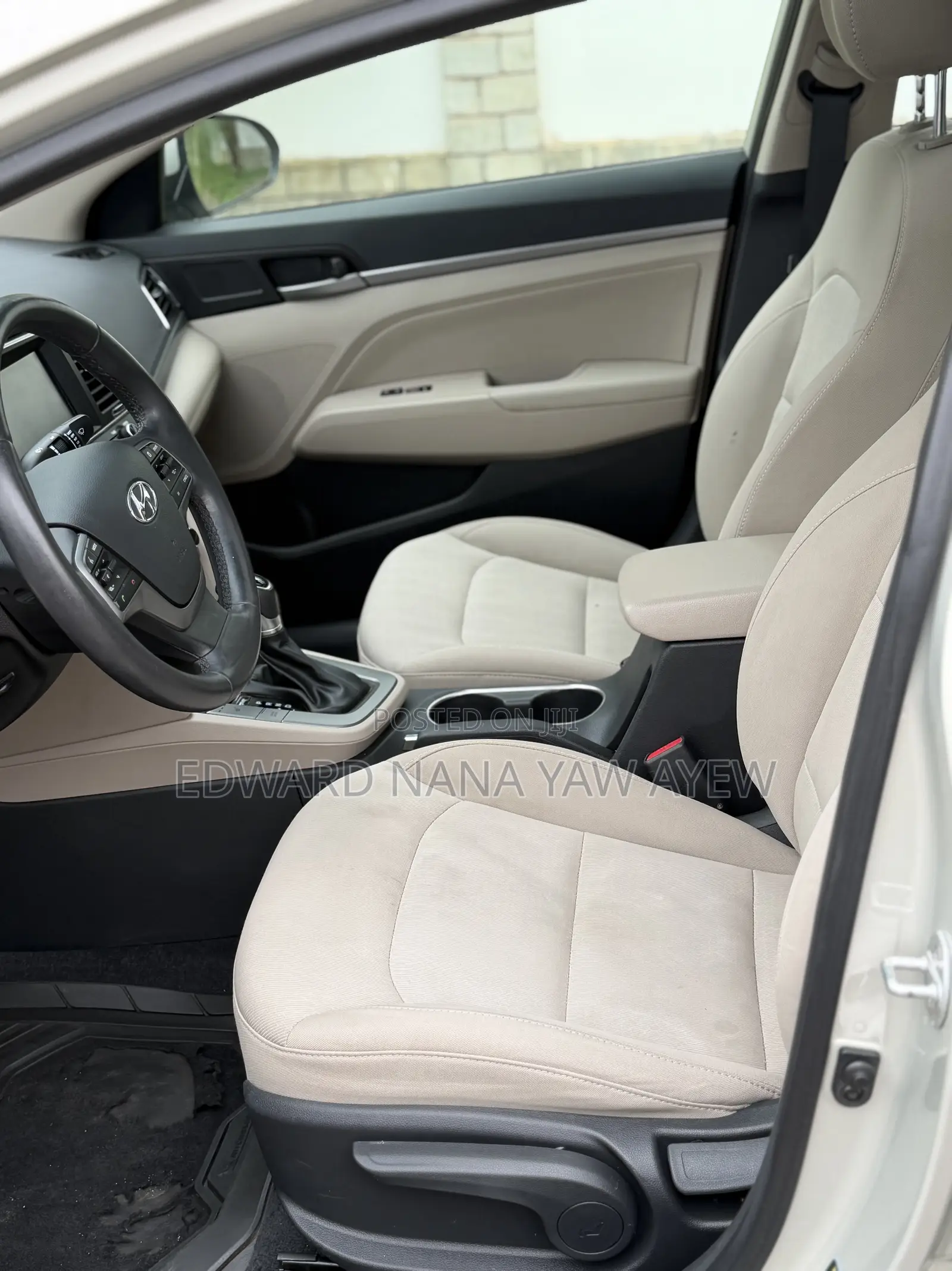 Hyundai Elantra Limited 2018 Gold