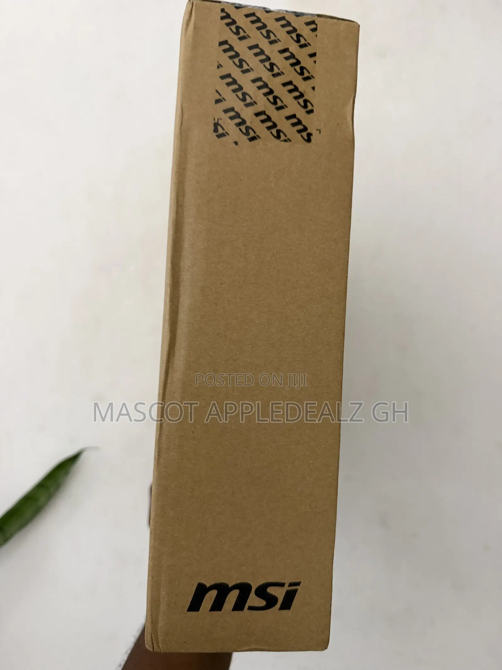 New Laptop MSI Cyborg 15 32GB Intel Core 7 SSD 1T