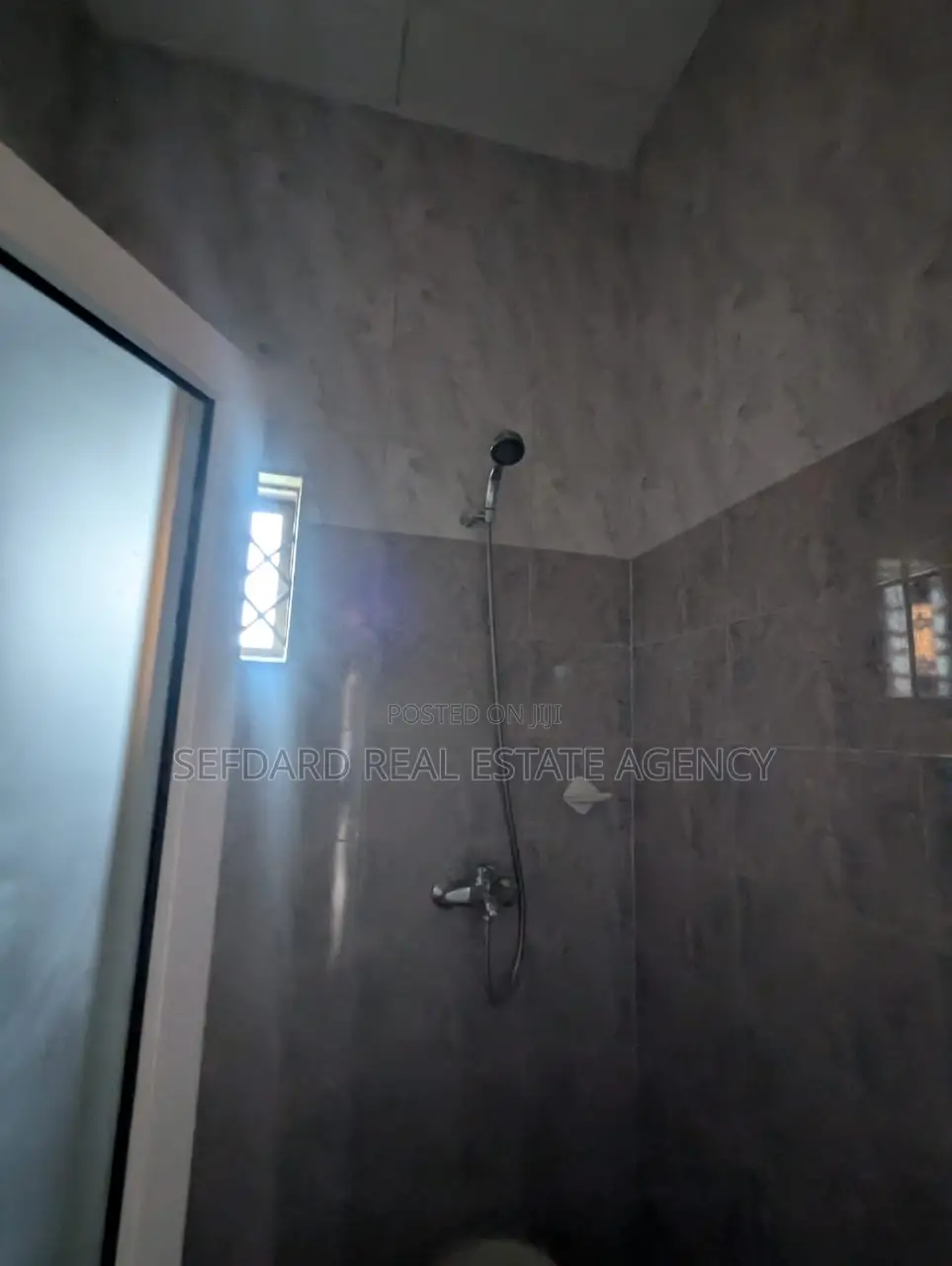1bdrm Apartment in Sefdard Properties, Ofankor for rent
