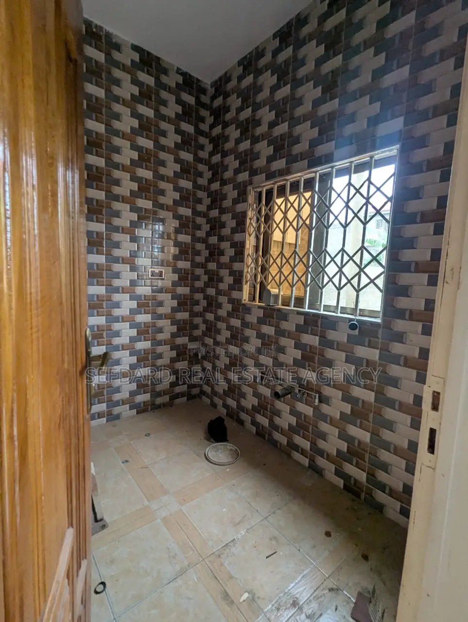 1bdrm Apartment in Sefdard Properties, Ofankor for rent