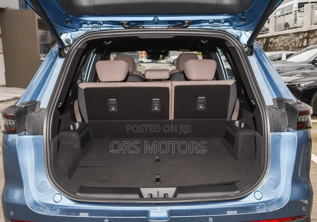 Chery Tiggo 8 2025 Blue