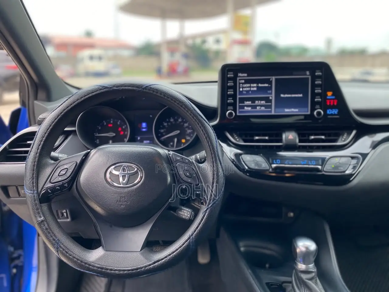 Toyota C-HR LE FWD 2019 Blue