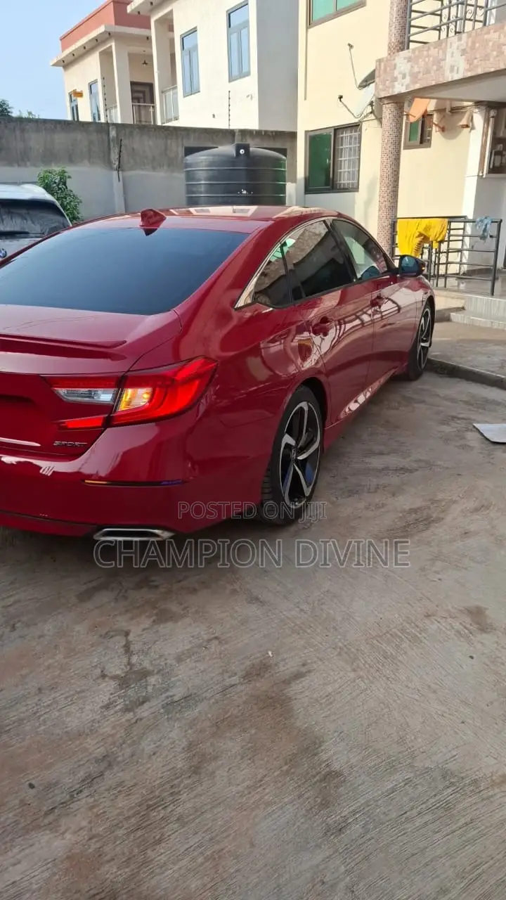 Honda Accord 2019 Red