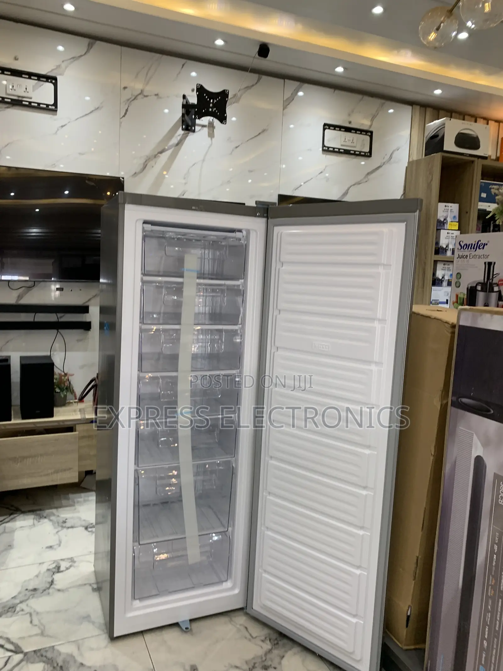 Amazing Deals on Upright Freezer Nasco NASD1-33 Grey Color