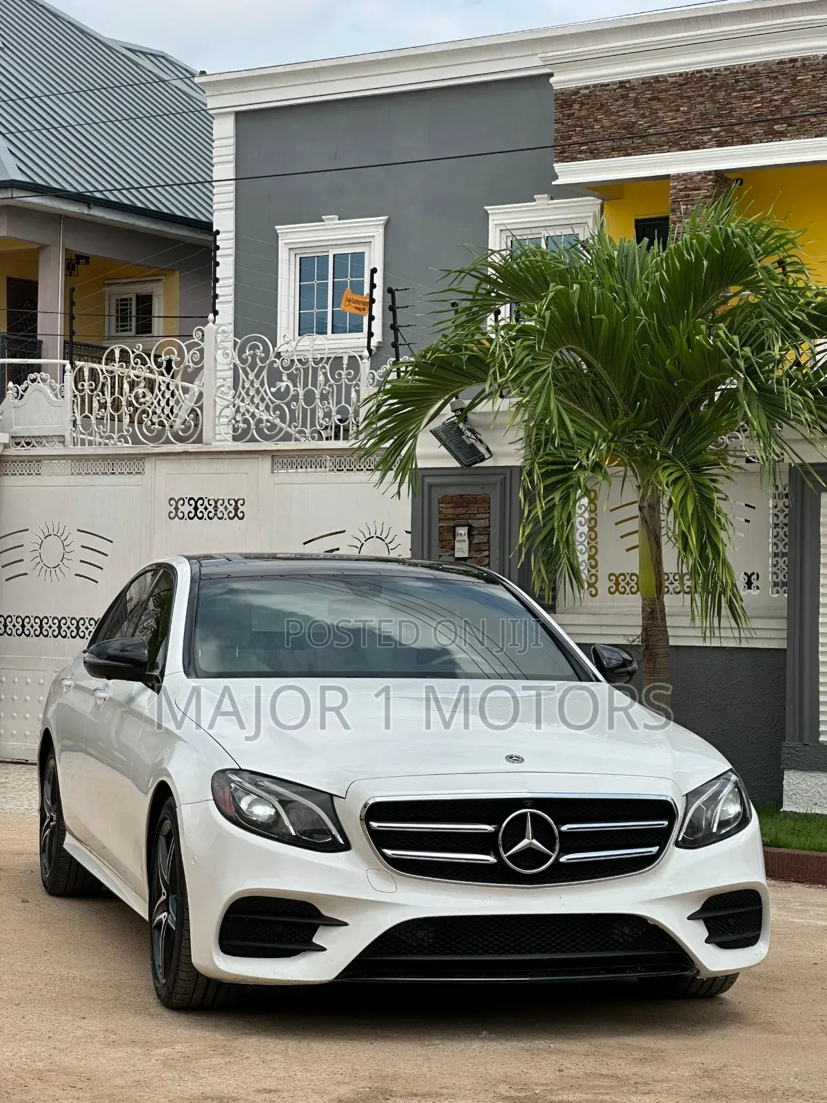 Mercedes-Benz E300 2019 White