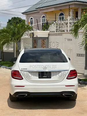 Mercedes-Benz E300 2019 White