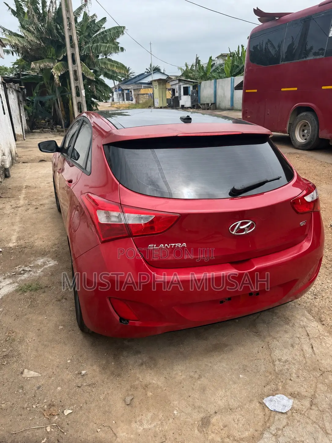 Hyundai Elantra 2016 Red