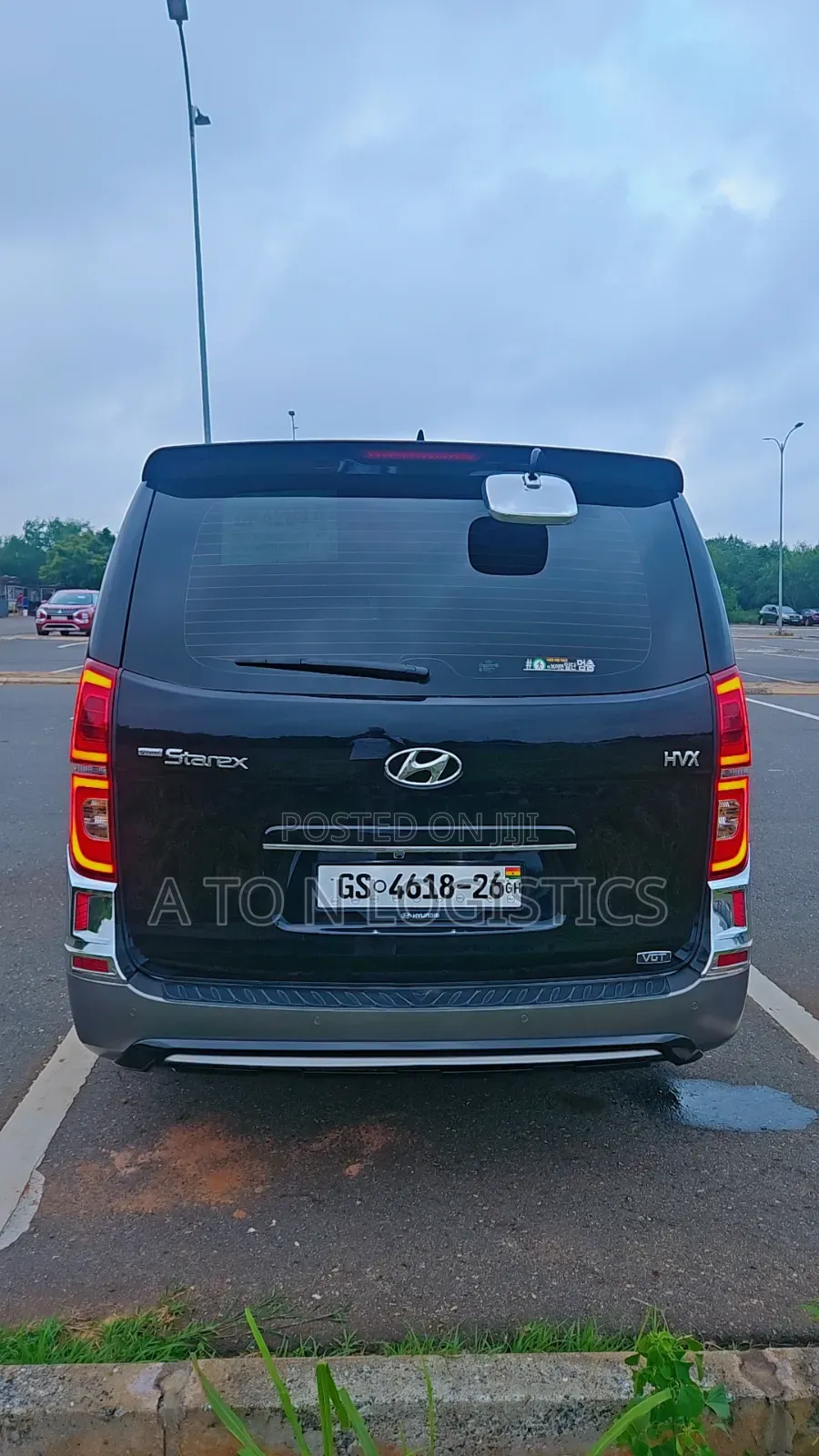 Grand Starex HVX Van