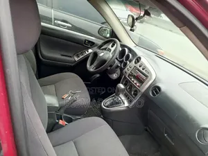 Pontiac Vibe 2006 Red