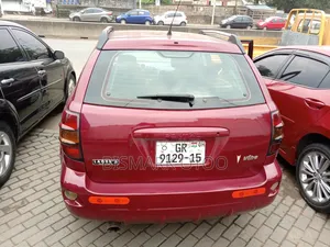 Pontiac Vibe 2006 Red