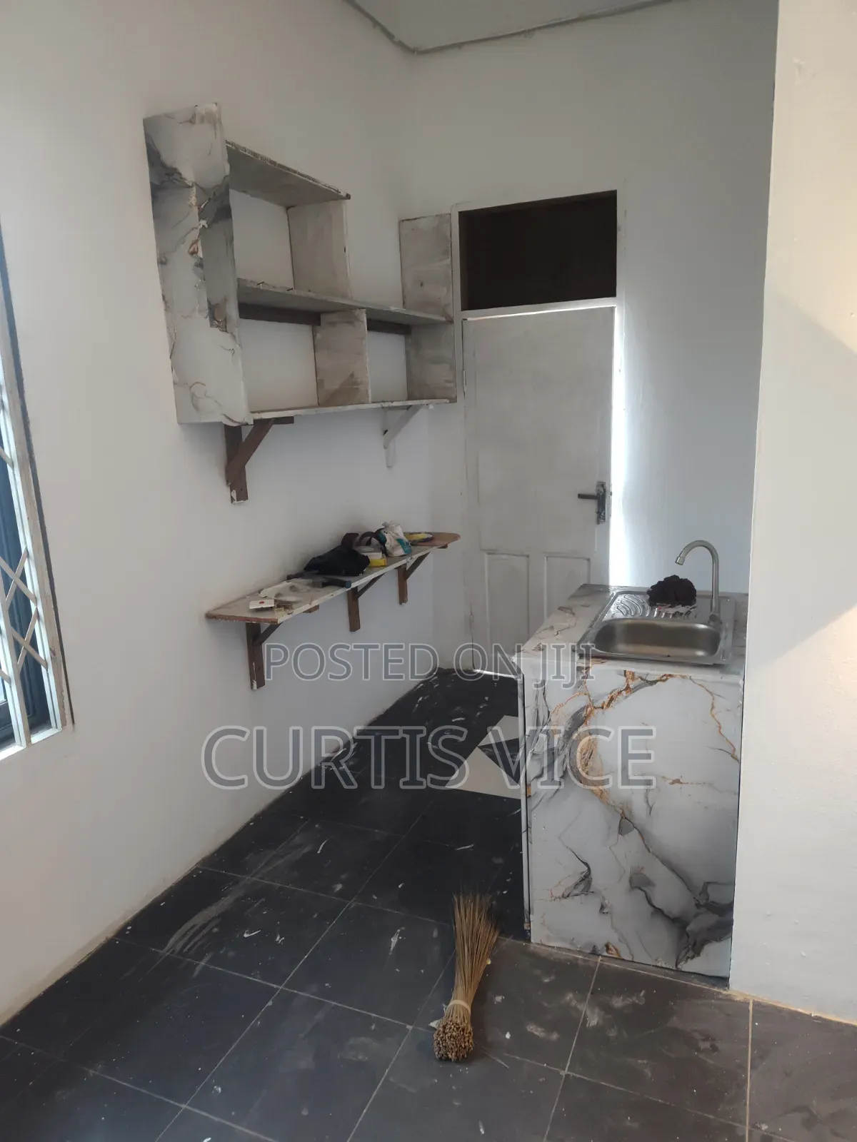 1bdrm Bedsitter in Curtis'S Estate, New Gbawe for rent