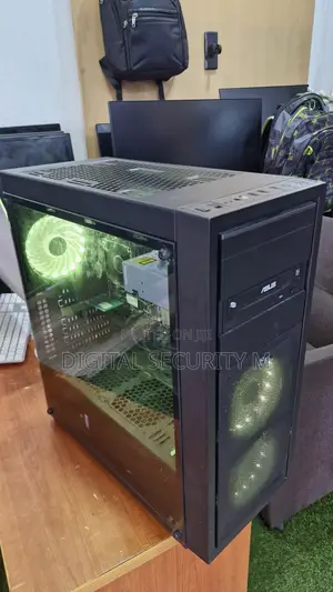 Desktop Computer Asus 16GB AMD Ryzen 3 HDD+SSD 256GB