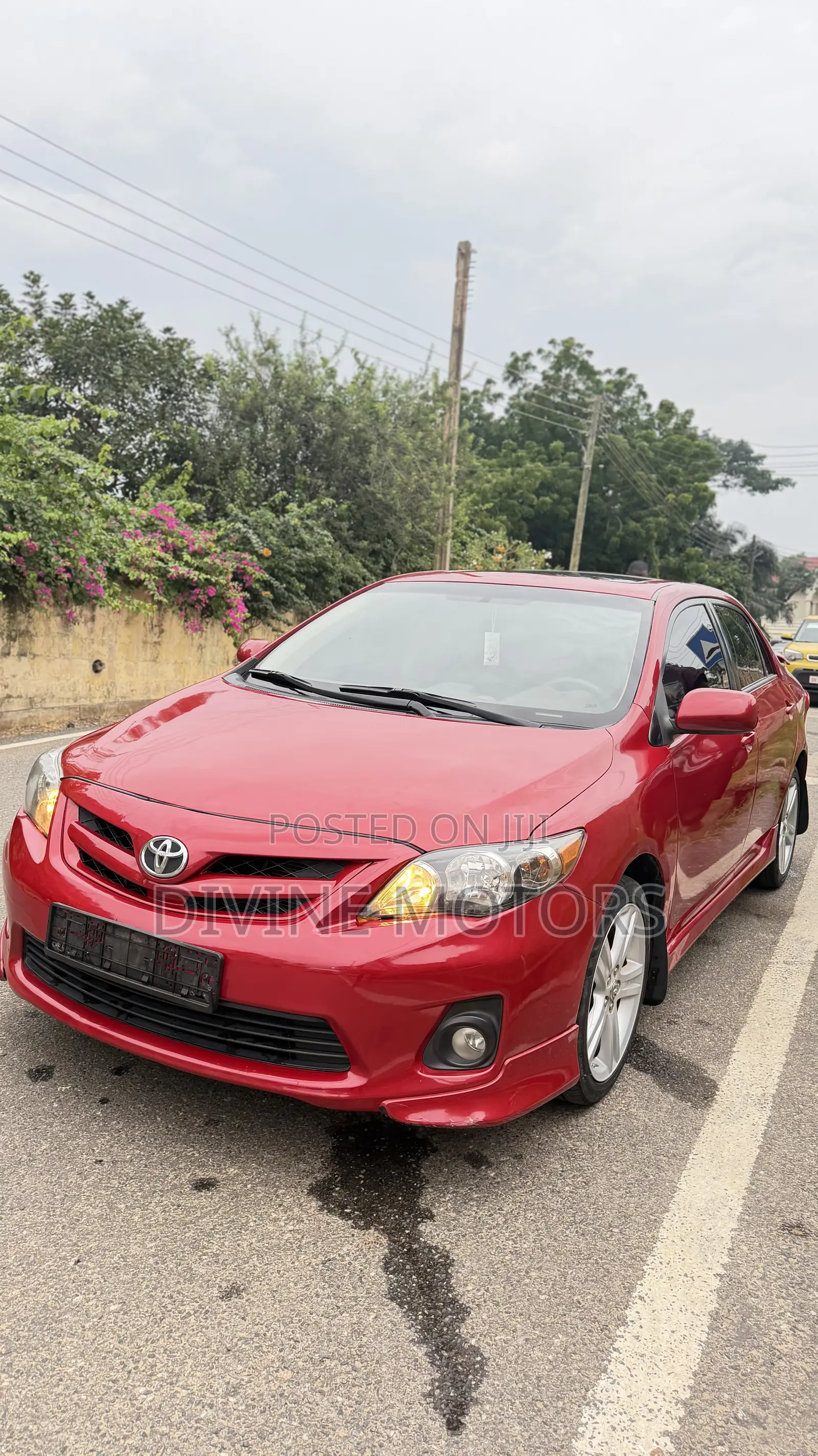 Toyota Corolla S 4dr Sedan (1.8L 4cyl 4A) 2013 Red
