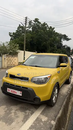 Kia Soul Hatchback 2016 Yellow