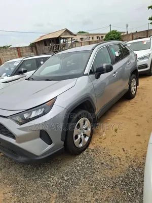 Toyota RAV4 2021 Silver