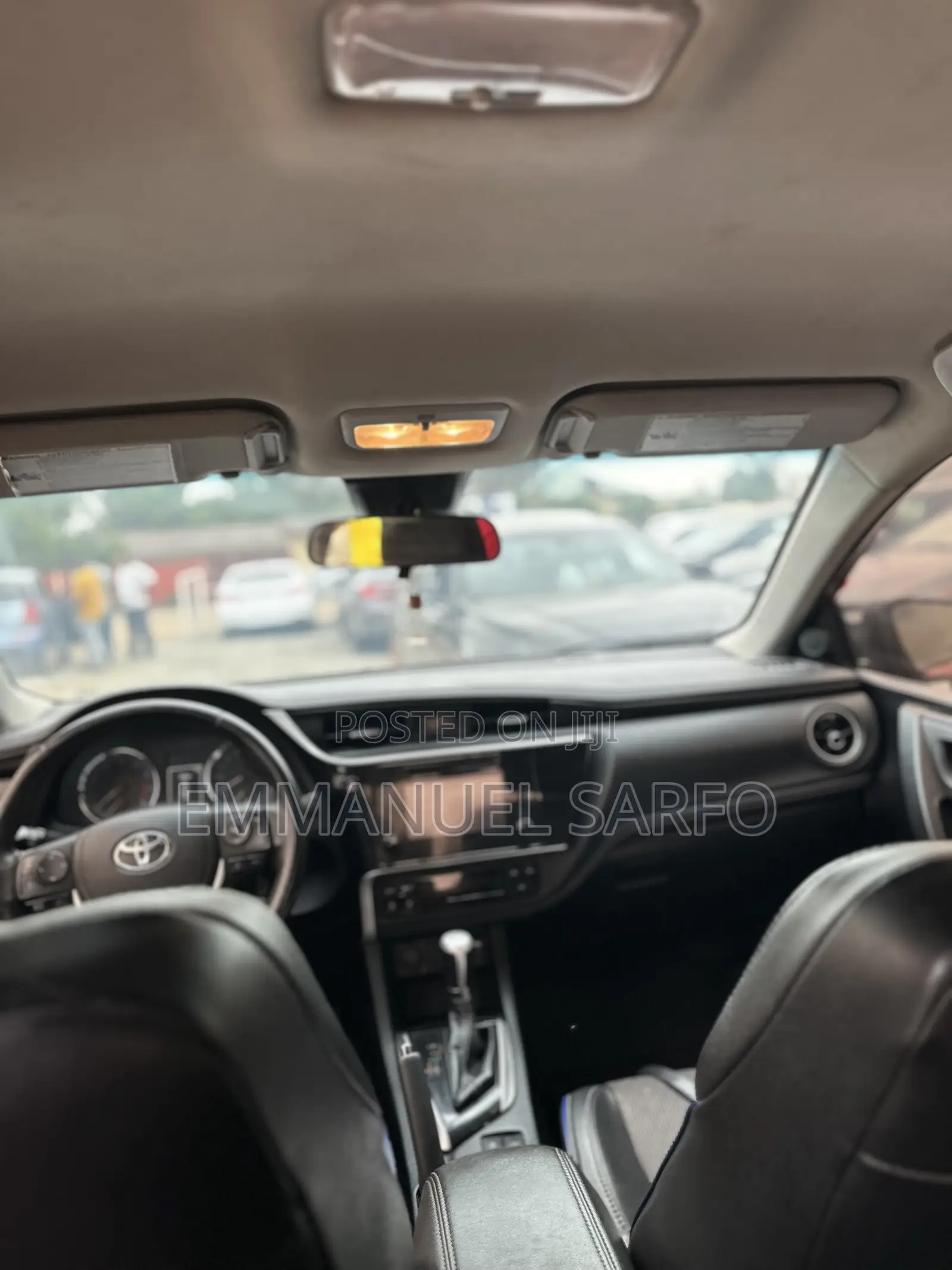 Toyota Corolla SE (1.8L 4cyl 2A) 2018 Red