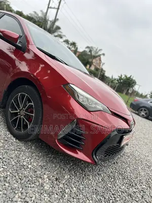 Toyota Corolla SE (1.8L 4cyl 2A) 2018 Red