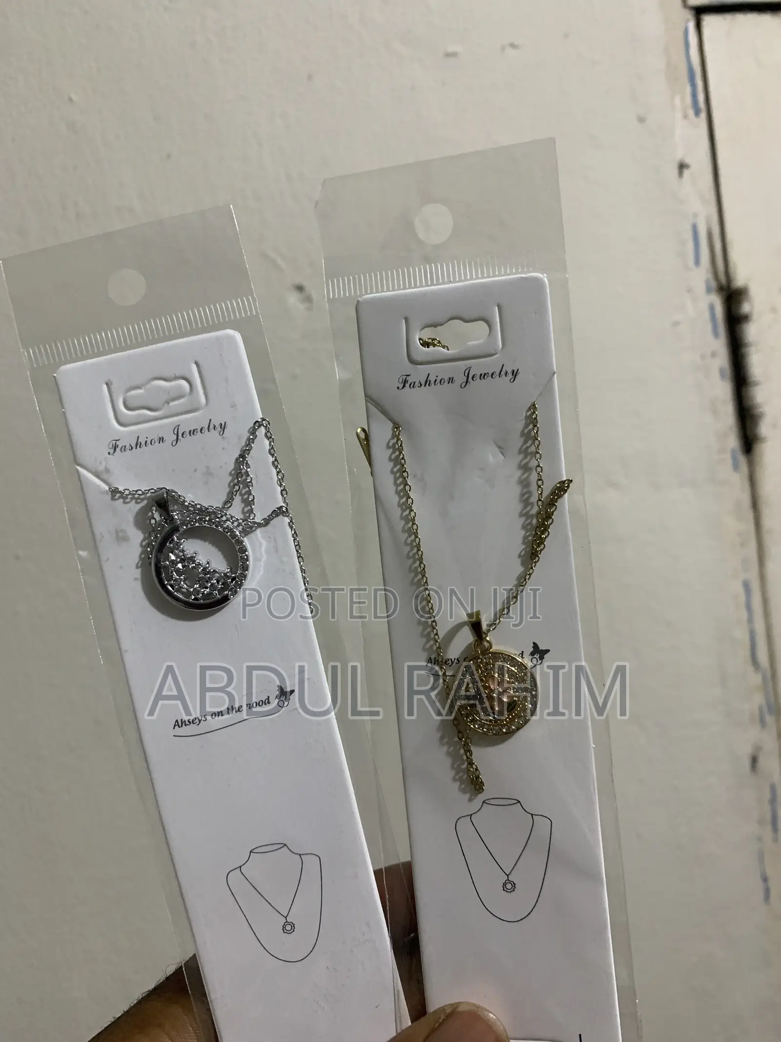 Ladies Necklaces