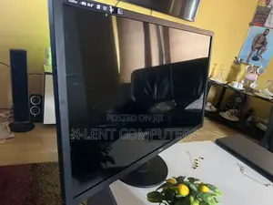 32 Inches Monitor