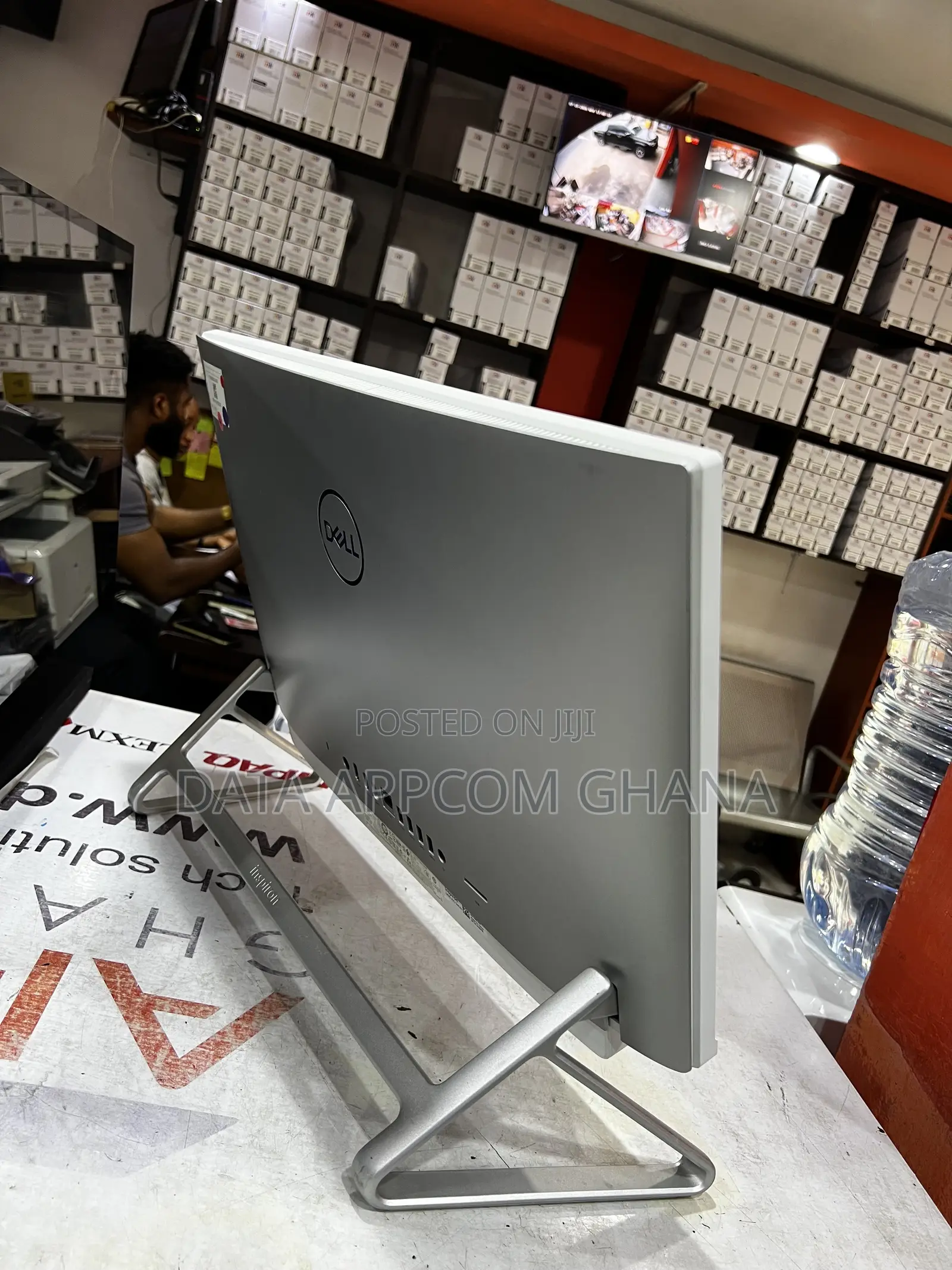 Desktop Computer Dell Inspiron 24 5000 8GB Intel Core i5 SSD 256GB