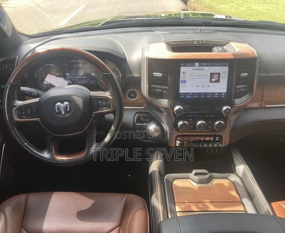 Dodge RAM 2023 Black