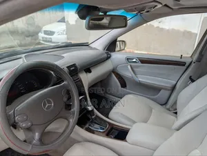 Mercedes-Benz C240 2003 Gold