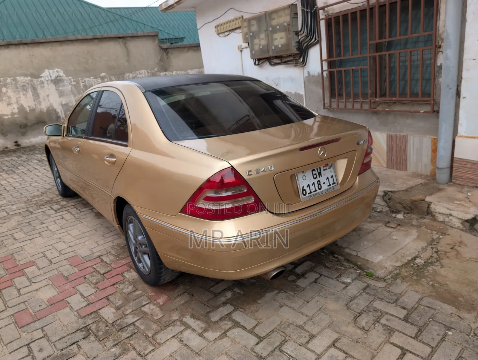 Mercedes-Benz C240 2003 Gold