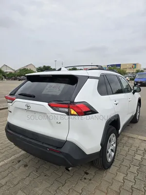 Toyota RAV4 2021 White