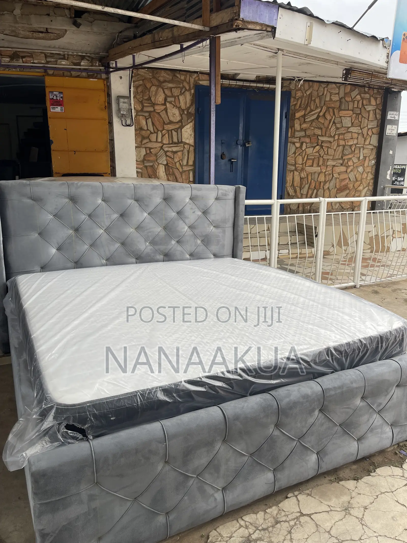 Queen Bed Frame With Mattress
