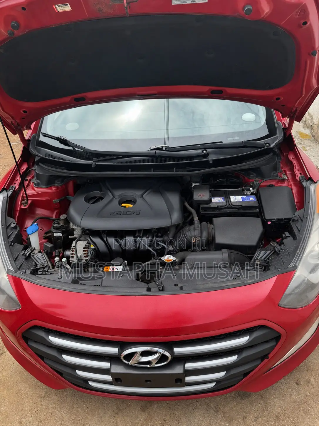 Hyundai Elantra 2016 Red