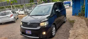 Toyota Voxy 2012 Black