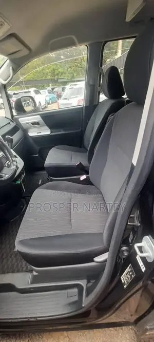Toyota Voxy 2012 Black