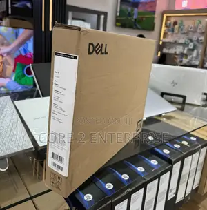 New Laptop Dell 16GB Intel Core i7 SSD 512GB
