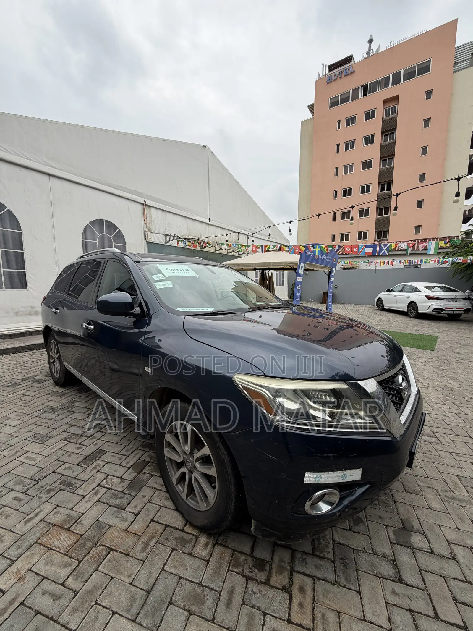 Nissan Pathfinder SV 4x4 2013 Blue