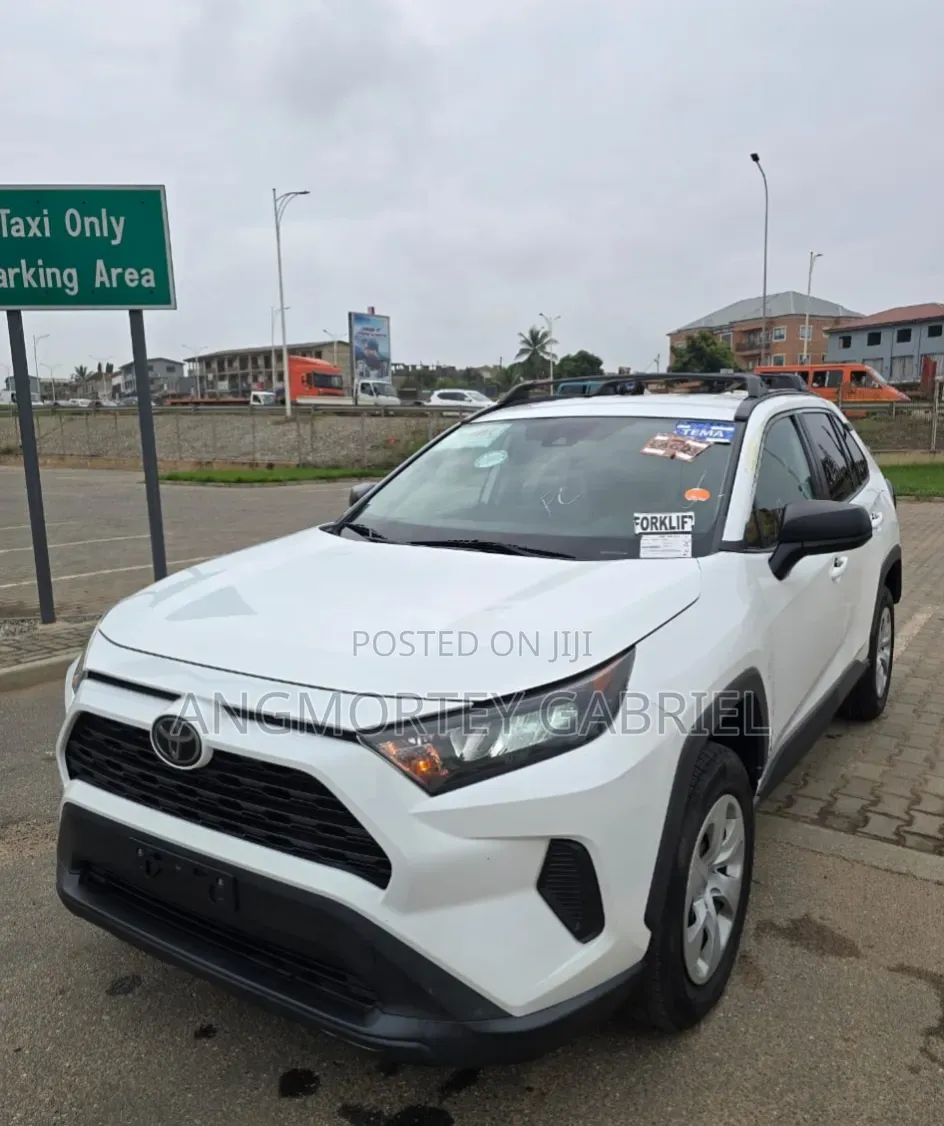 Toyota RAV4 2020 White