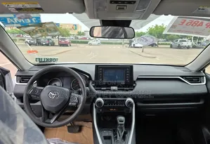 Toyota RAV4 2020 White