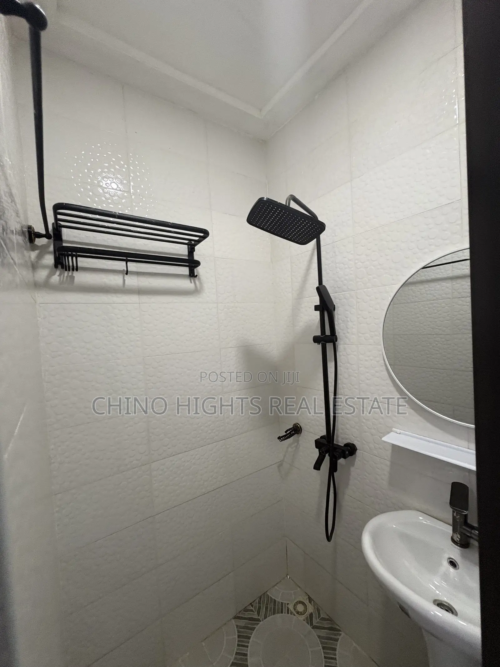 2bdrm Apartment in White Estate, Tema Metropolitan for rent
