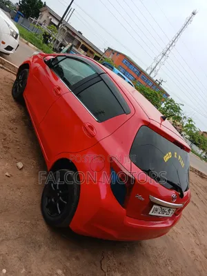 Toyota Vitz 2013 Red