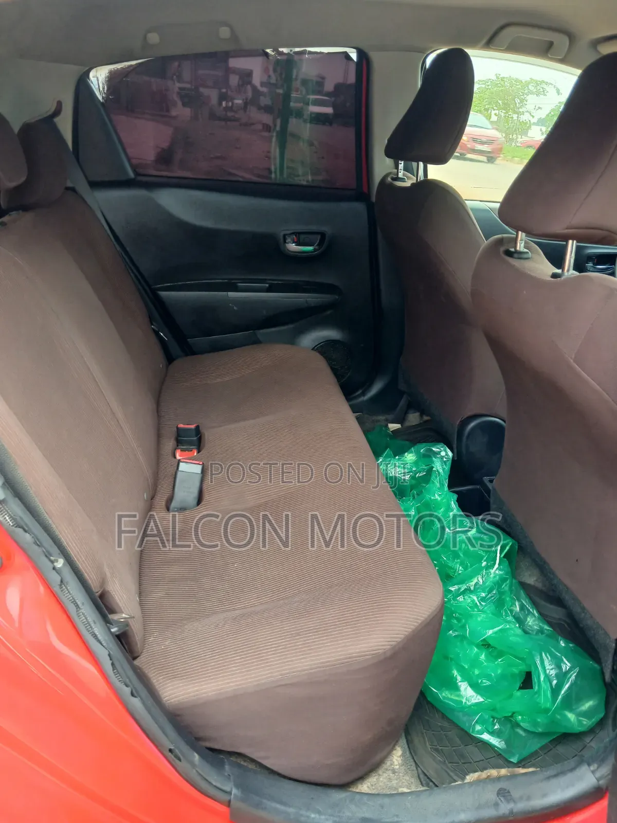 Toyota Vitz 2013 Red