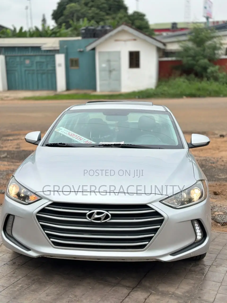 Hyundai Elantra Limited Sedan FWD (2.0L 4cyl 6A) 2017 Silver