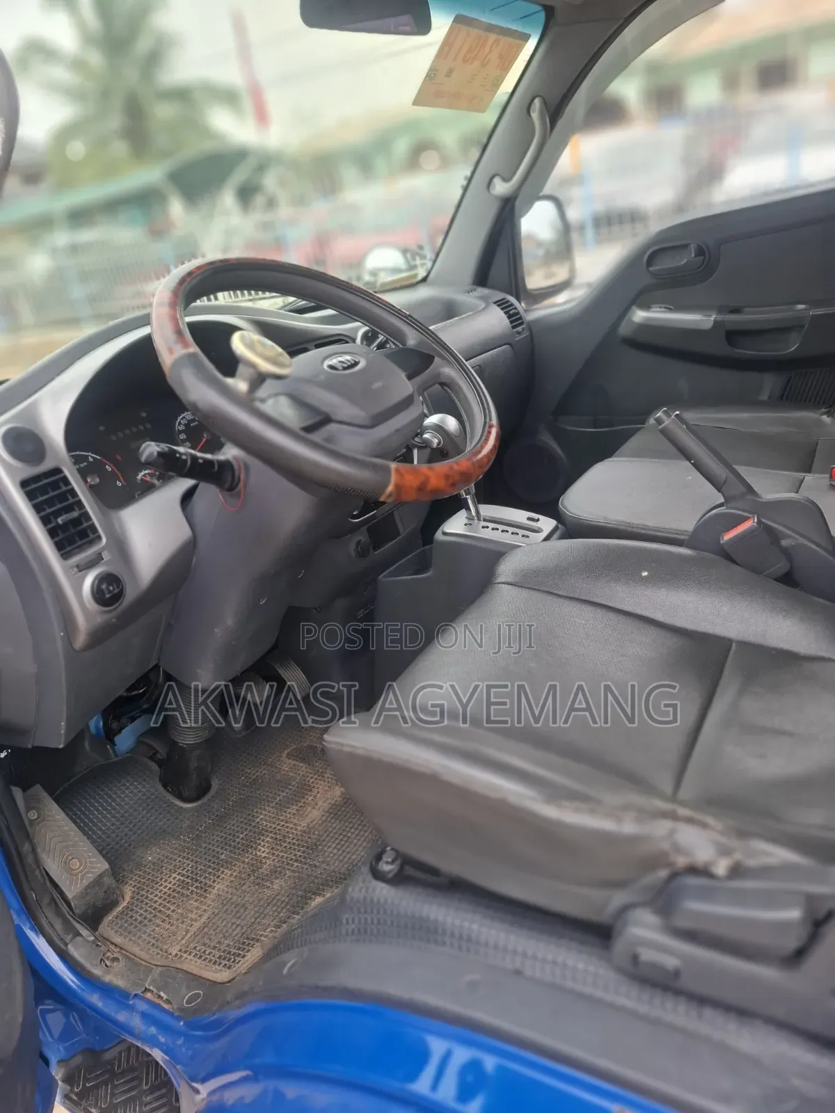 Kia Bongo 2013 Blue
