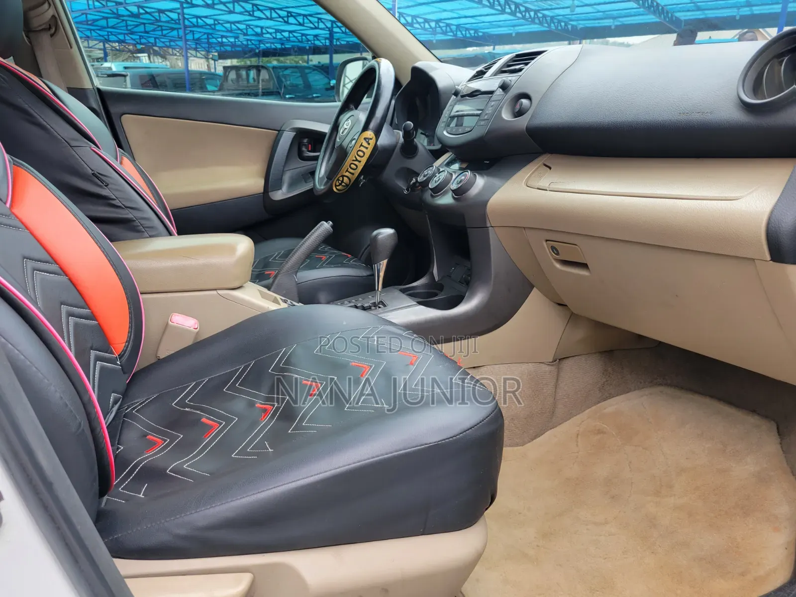 Toyota RAV4 2010 Black